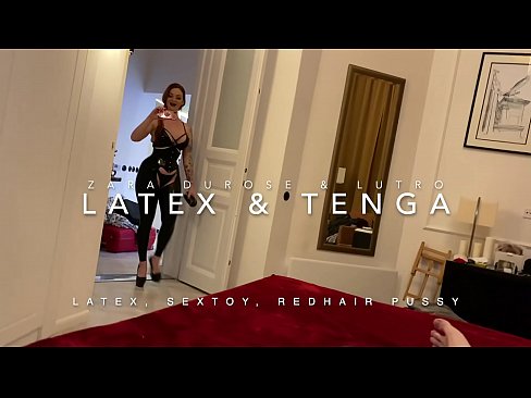❤️ Redheaded stepsister in latex costume yakasvirwa na stepbrother Zvinyadzisira zvekumba ❌️❤