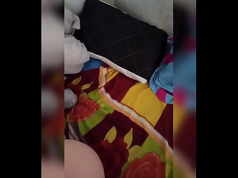 ❤️ Wandinogara naye anogara ega kumba nekuti murume wake anoenda kuzororo ini ndinotora mukana wekusvira nekuzadza mbongoro yake nemukaka. Zvinyadzisira zvekumba ❌️❤